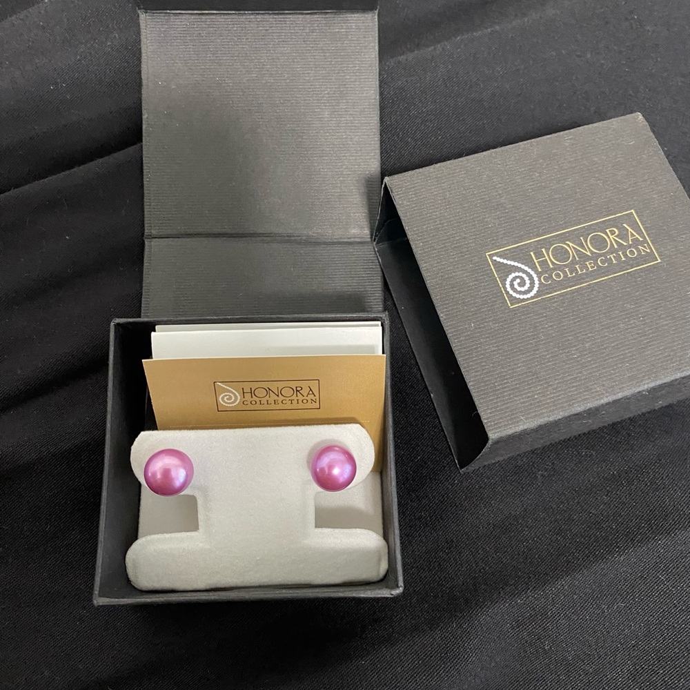 Honora Pearl Stud Earrings  Pink 11mm NWT from QVC